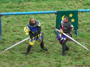 knights-dueling-at-belvoir-castle-fall-2004